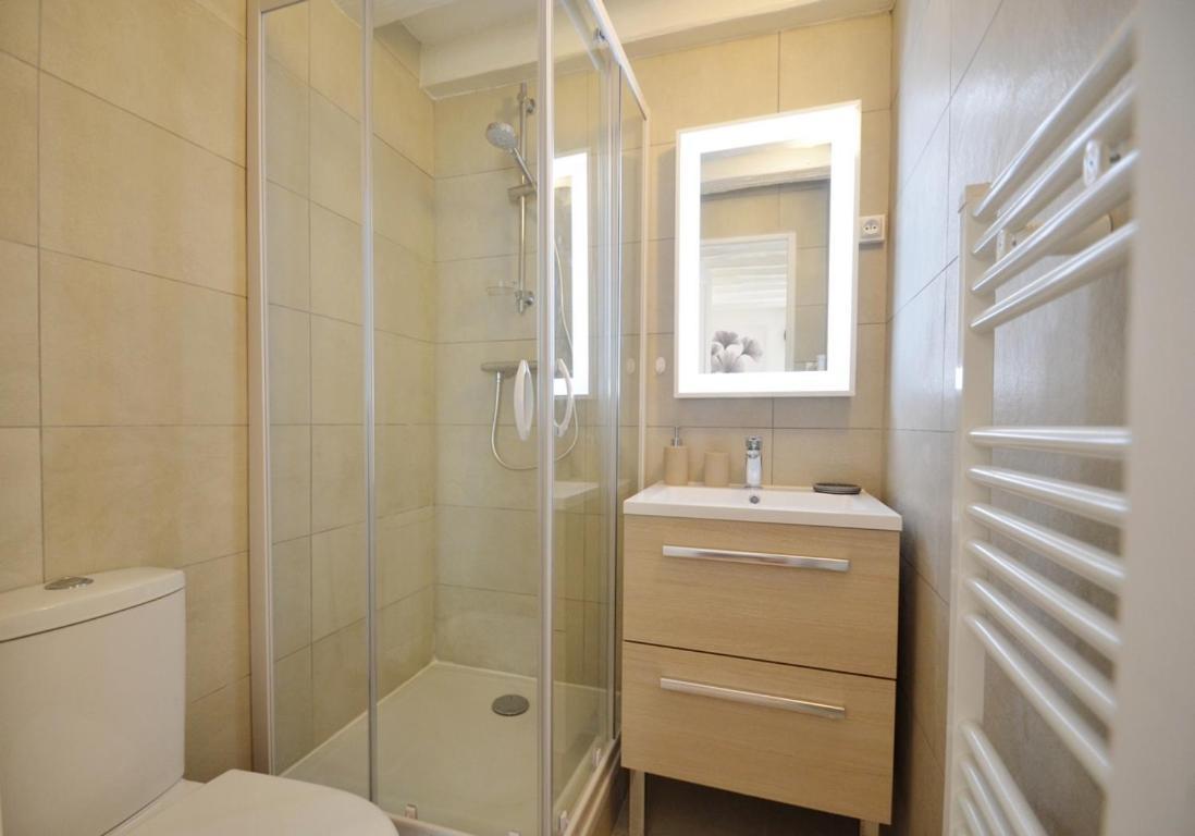 Le Petit France - Hyper Centre De Fontainebleau - Proche Insead Apartment Exterior photo